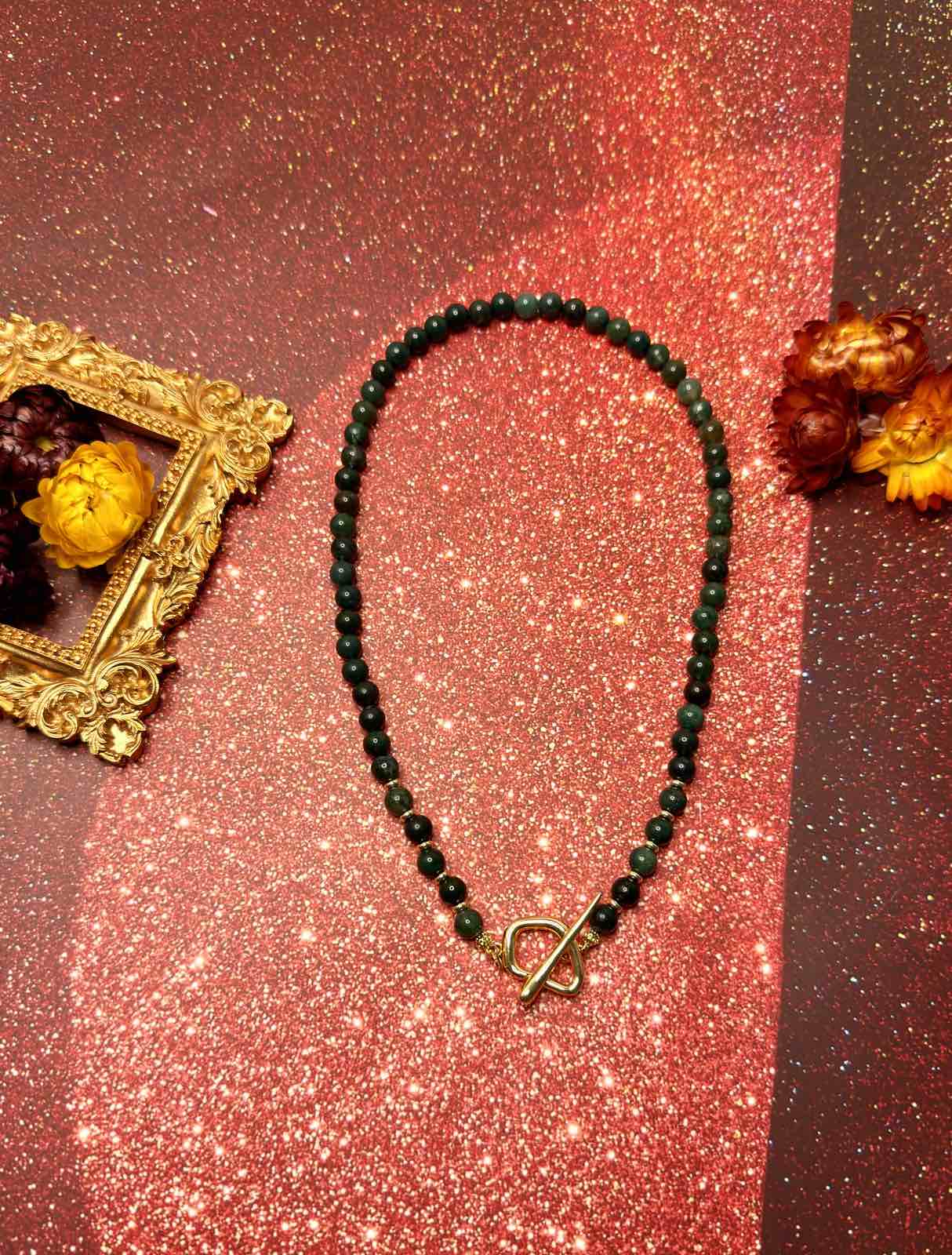 Verdant Muse – Moss Agate Necklace with Gold Toggle