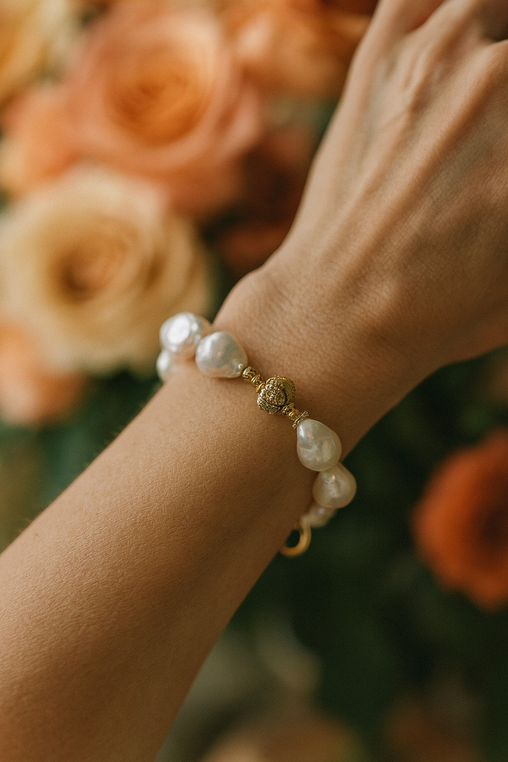Baroque Gold Accent Pearl Bracelet