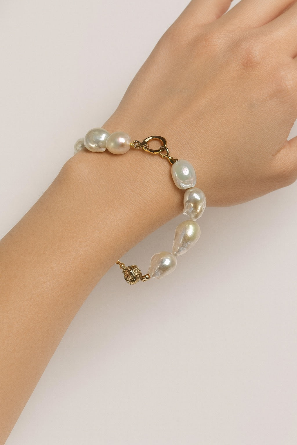 Baroque Gold Accent Pearl Bracelet
