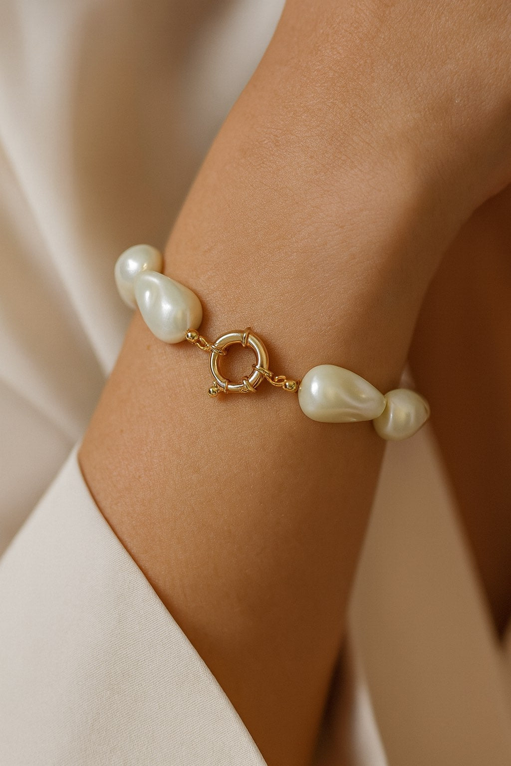 Vellum Baroque Bracelet