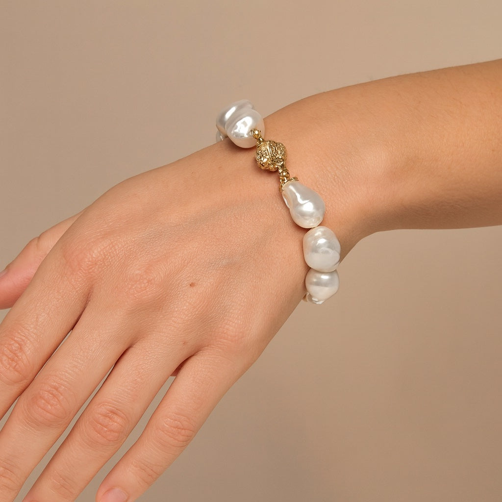 Baroque Gold Accent Pearl Bracelet