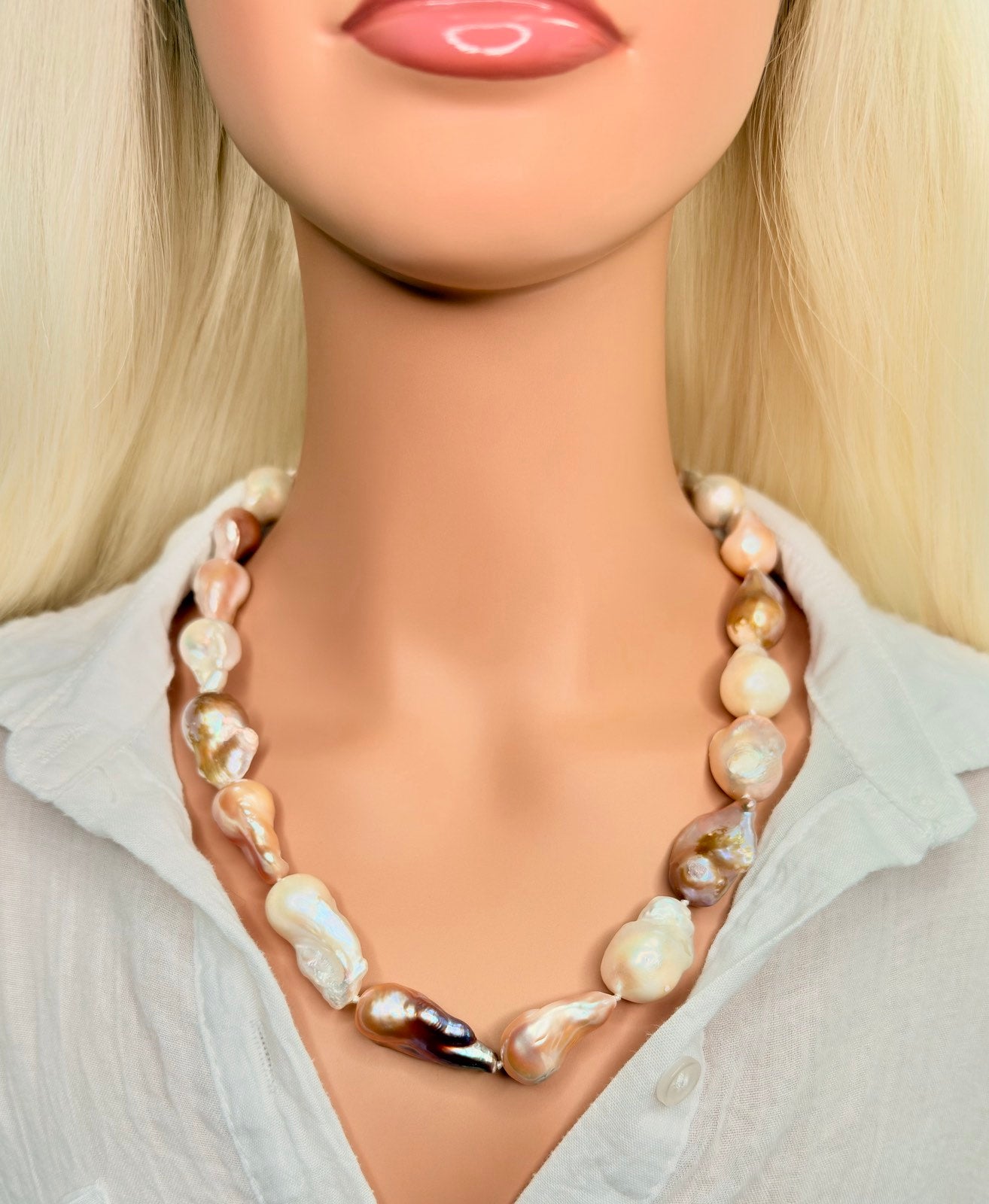 Aurora Luxe Baroque Pearl Necklace