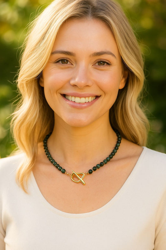 Verdant Muse – Moss Agate Necklace with Gold Toggle