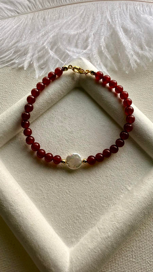 Burning Kiss Bracelet