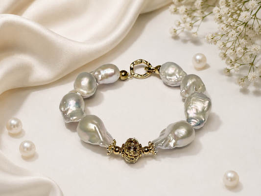 Baroque Gold Accent Pearl Bracelet
