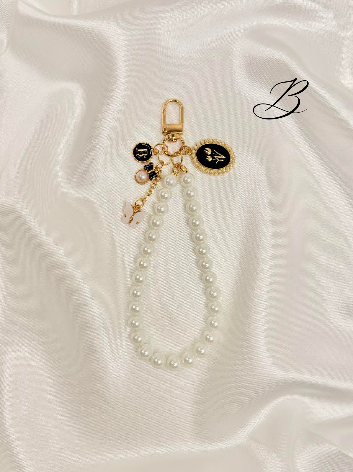 Cameo Muse Pearl Wristlet Phone / Keychain