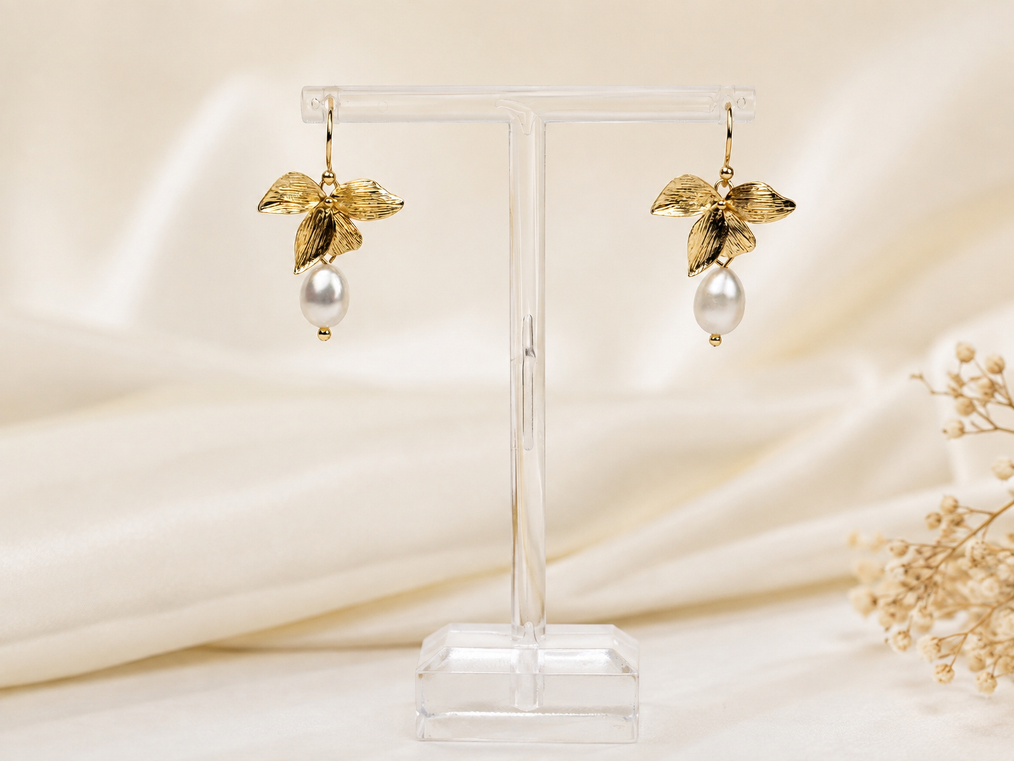 Solene Drop Earrings