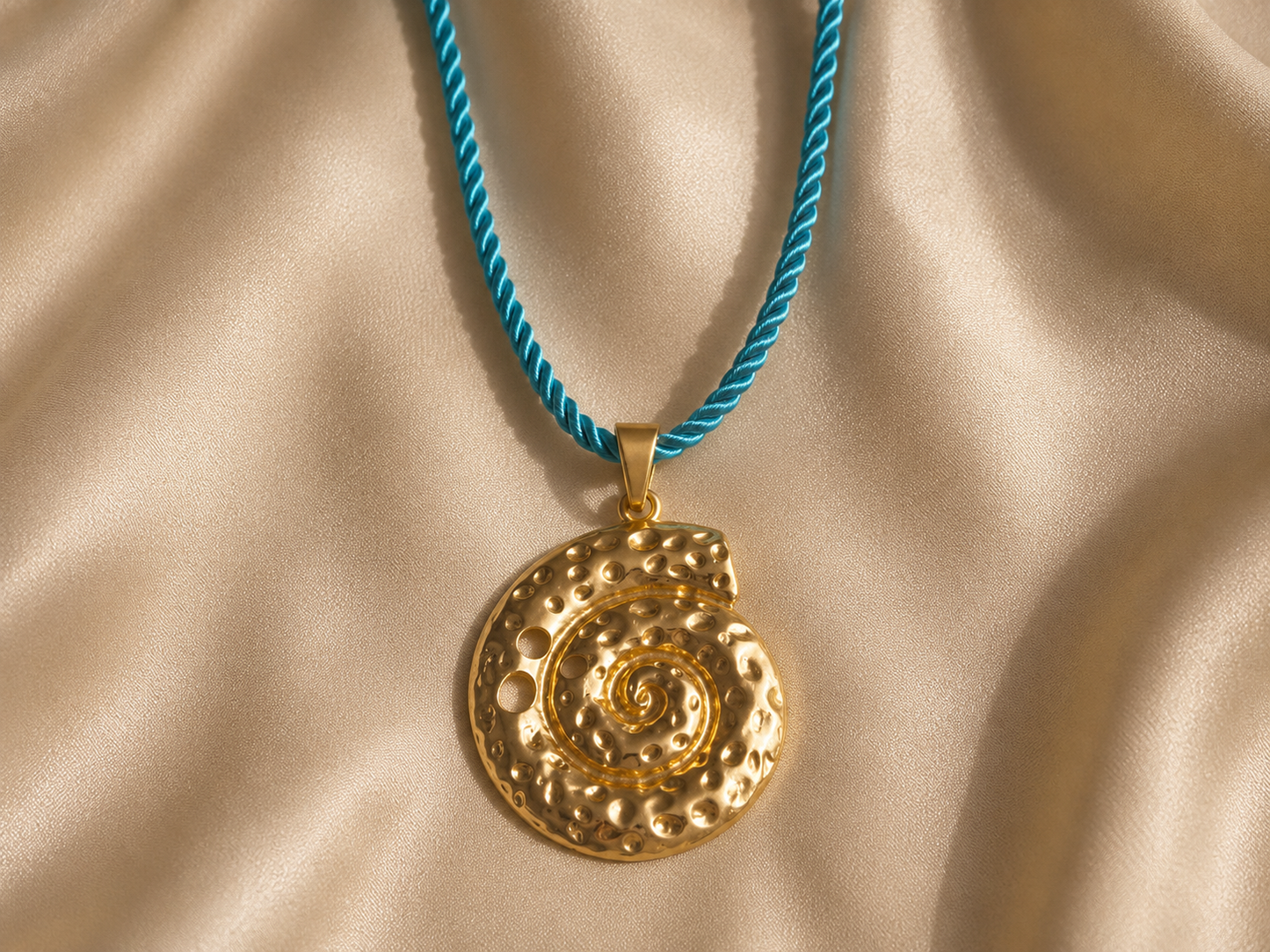 Aurelia Nautilus Necklace