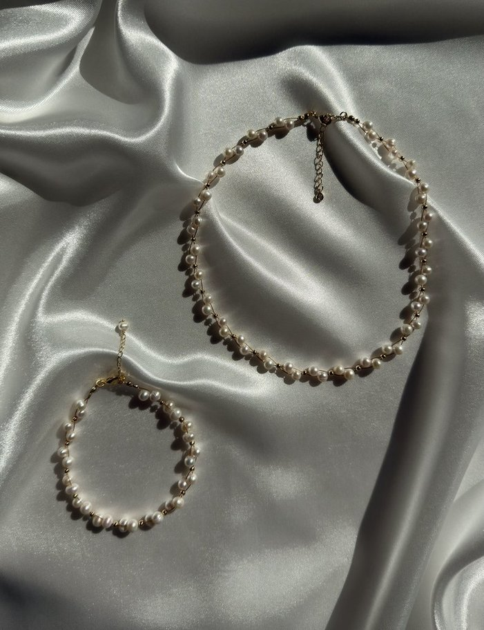 Pearl Bloom Necklace and Bracelet