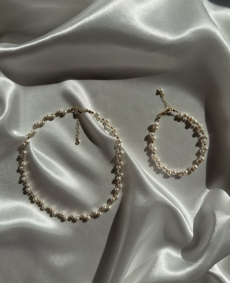 Pearl Bloom Necklace and Bracelet
