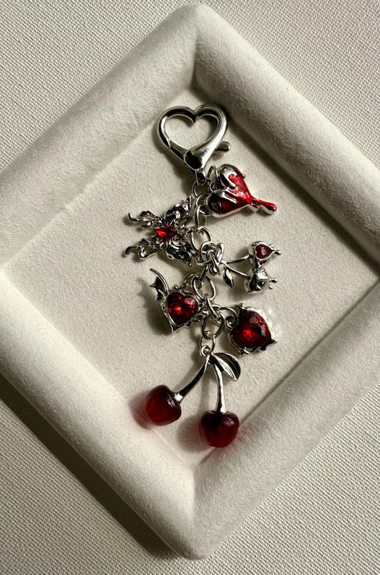Devil & Skull Charms, Gothic Cherry Charm Keychain – Red or Black Heart Pendant, Statement Bag Accessory, Edgy Y2K Aesthetic, Gift for Her