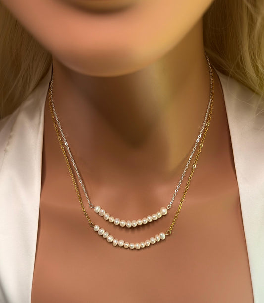 Dainty Pearl Necklace, Curved Freshwater Pearl Choker, Bridal Jewelry, Beaded Pearl Gemstone Necklace, Layering Necklace, Gift for Her